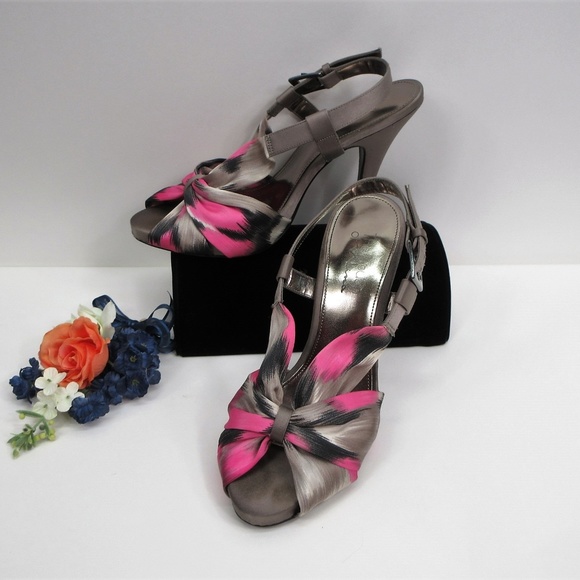 The Touch Of Nina Shoes - The Touch Of Nina Sandals With Heels Size 8.5